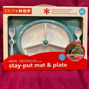 Skip*Hop Stay-Put Mat & Plate